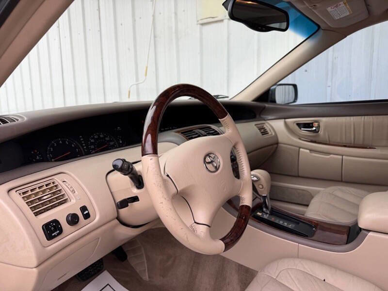 Used 2003 Toyota Avalon XLS image 11