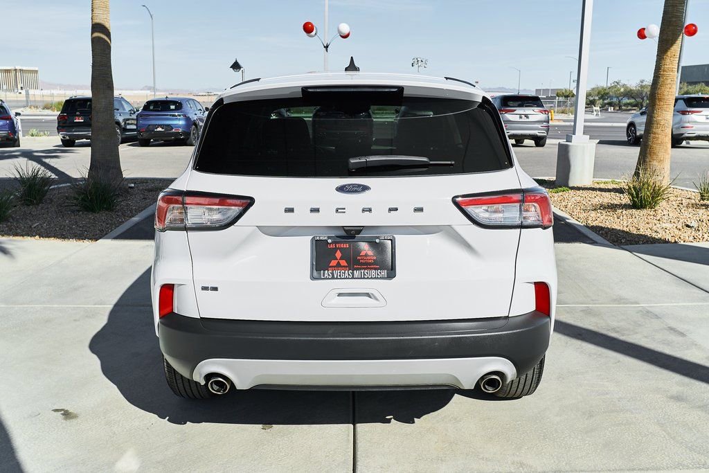 Used 2022 Ford Escape SE image 7