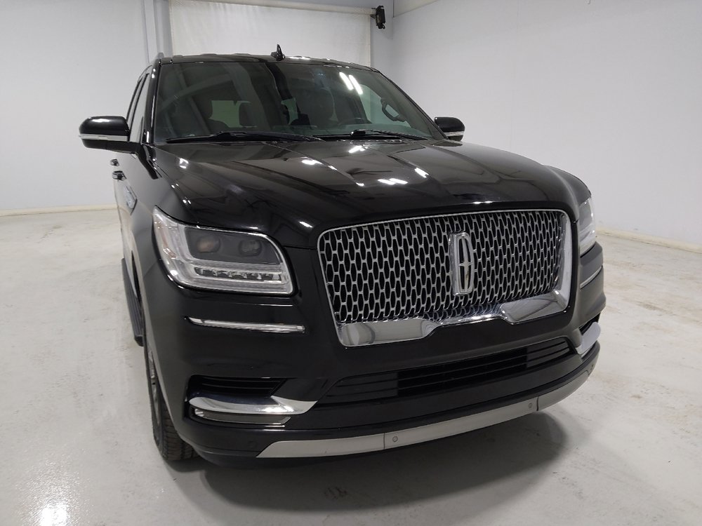 Used 2019 Lincoln Navigator Premiere image 14
