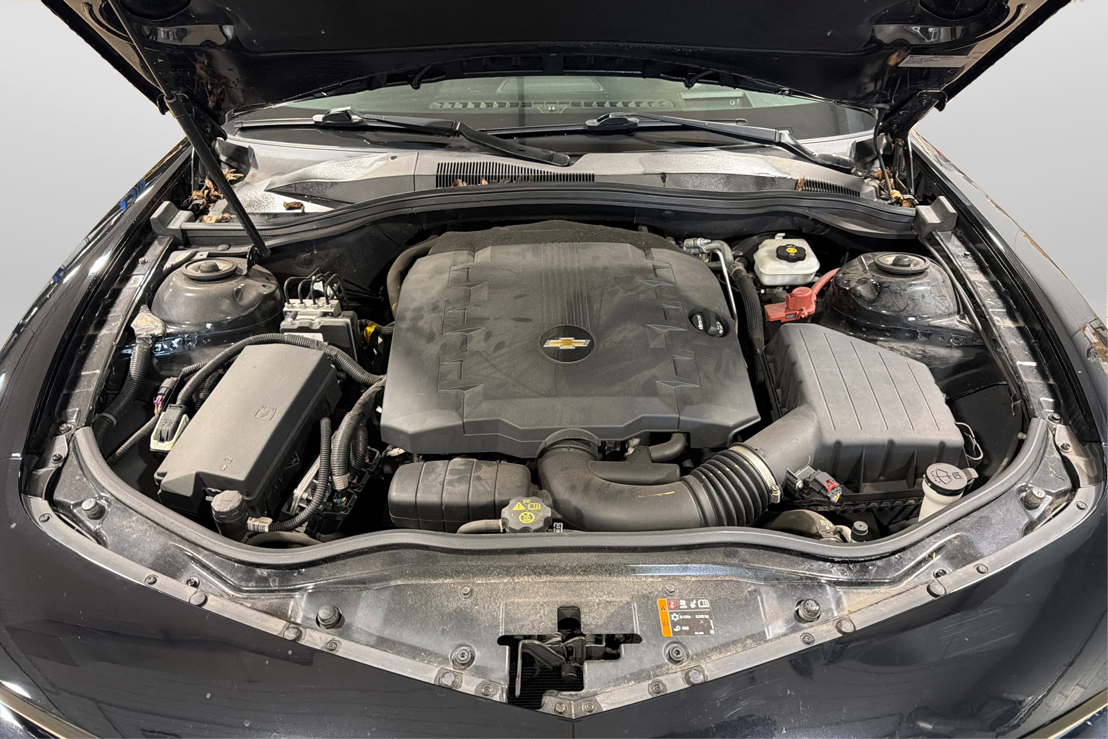 Used 2015 Chevrolet Camaro LT RWD image 11