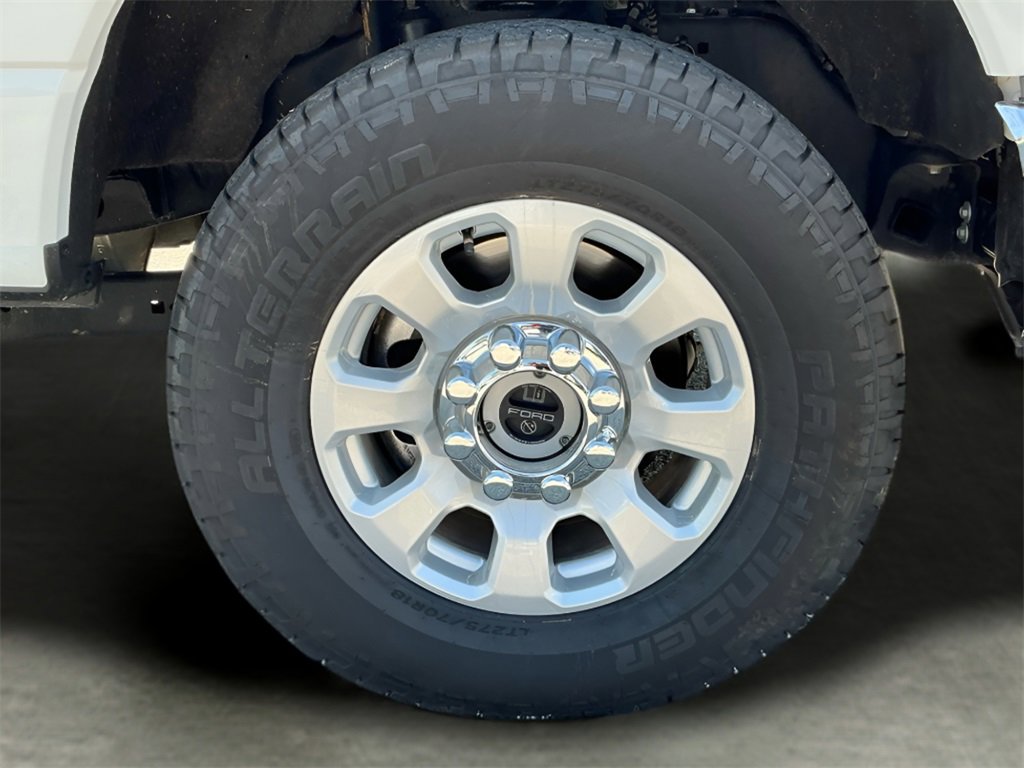 Certified 2024 Ford F250 XLT w/ FX4 Off-Road Package image 40