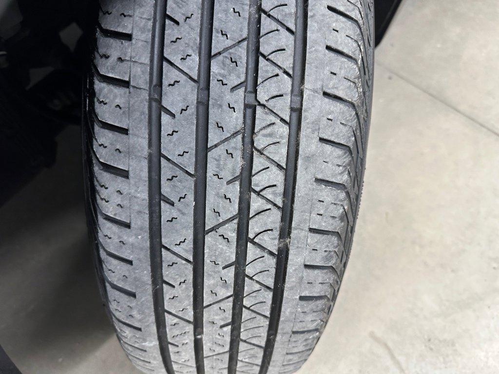 Used 2025 Chevrolet Blazer LT AWD/4WD image 36