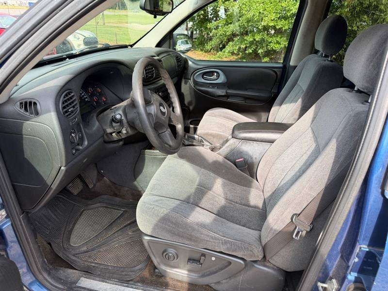 Used 2005 Chevrolet TrailBlazer LT RWD image 4