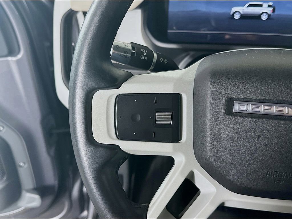 Used 2020 Land Rover Defender 110 S image 26