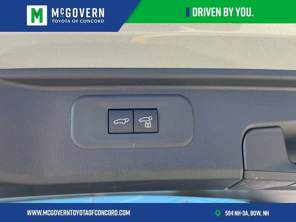 Used 2026 Toyota Grand Highlander AWD image 30