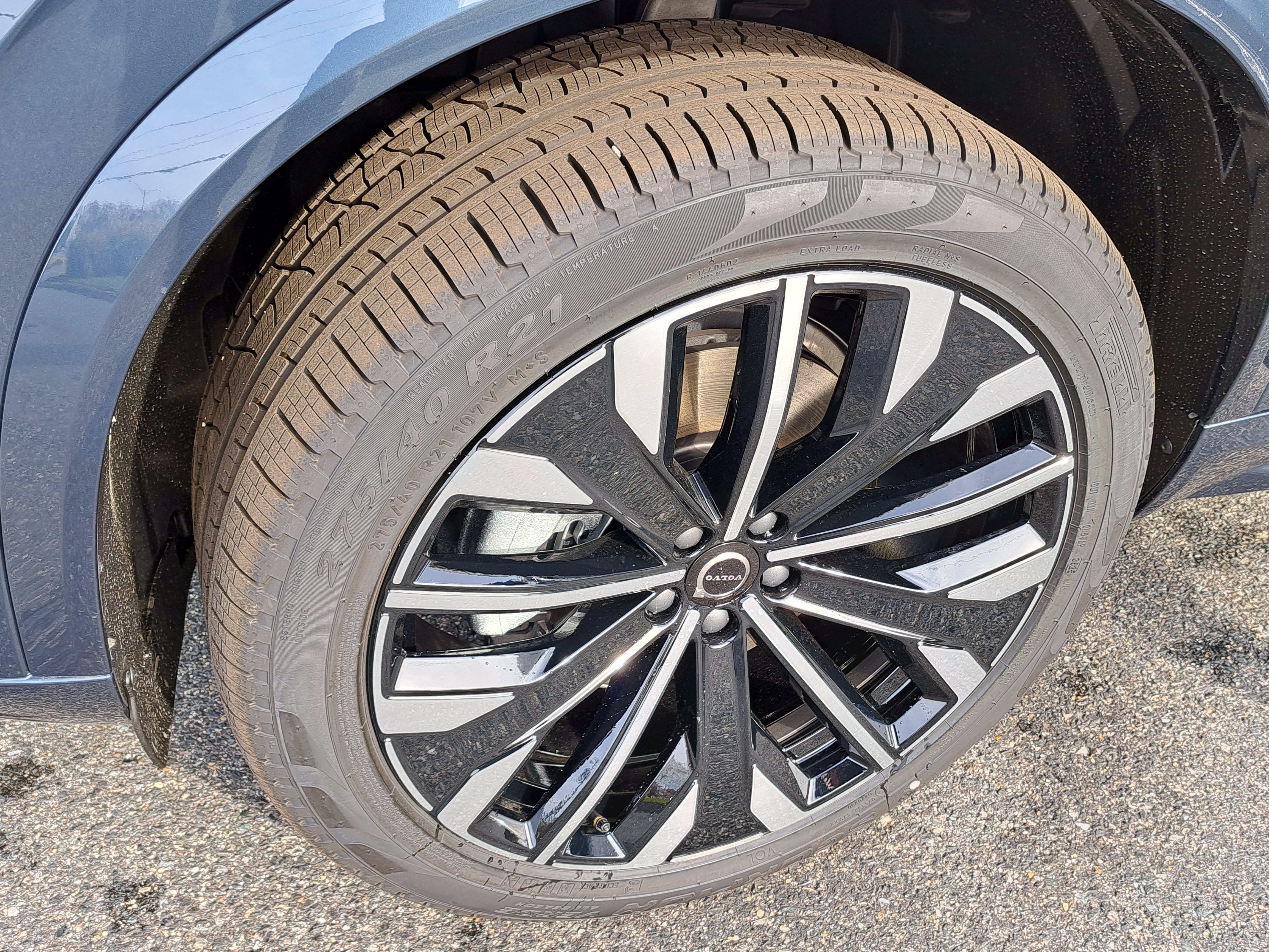 New 2026 Volvo XC90 B6 Plus w/ Protection Package Premier AWD/4WD image 10