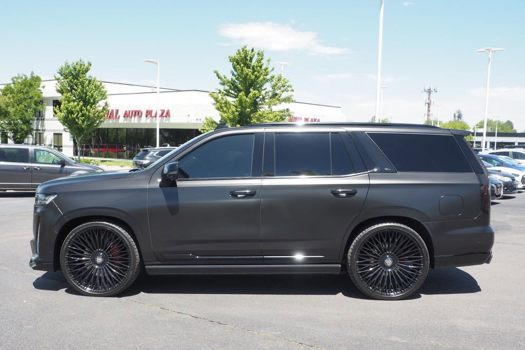 Used 2023 Cadillac Escalade V AWD/4WD image 4