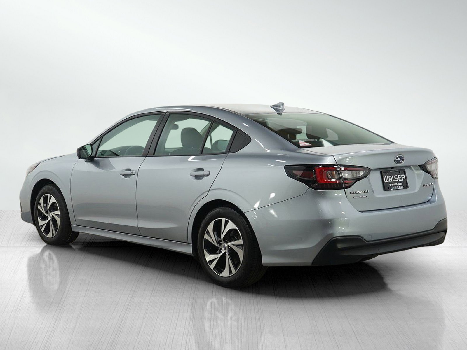 Used 2023 Subaru Legacy image 3