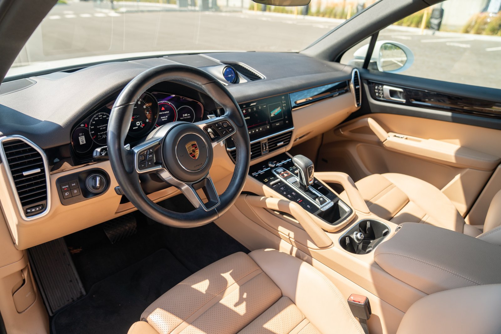 Certified 2022 Porsche Cayenne AWD/4WD image 4