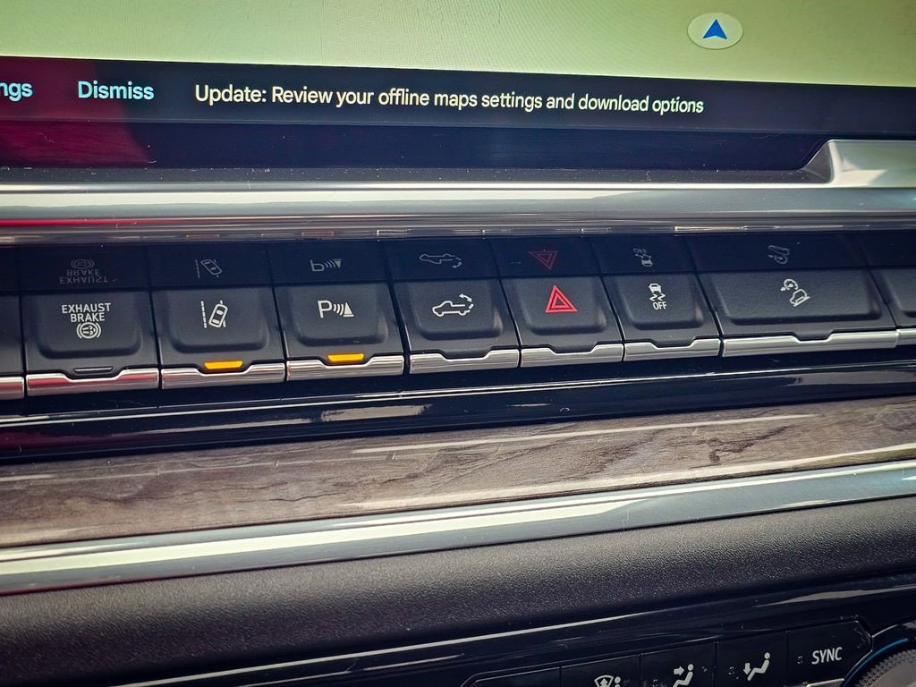 Certified 2024 Chevrolet Silverado 2500 LTZ w/ LTZ Convenience Package image 22