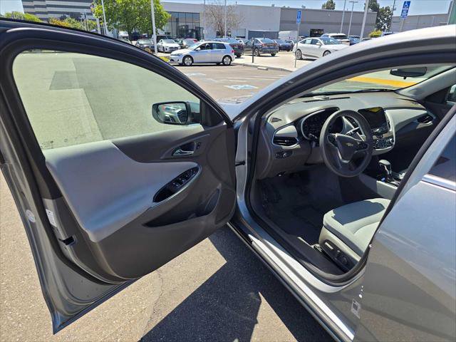 Used 2024 Chevrolet Malibu LT FWD image 21