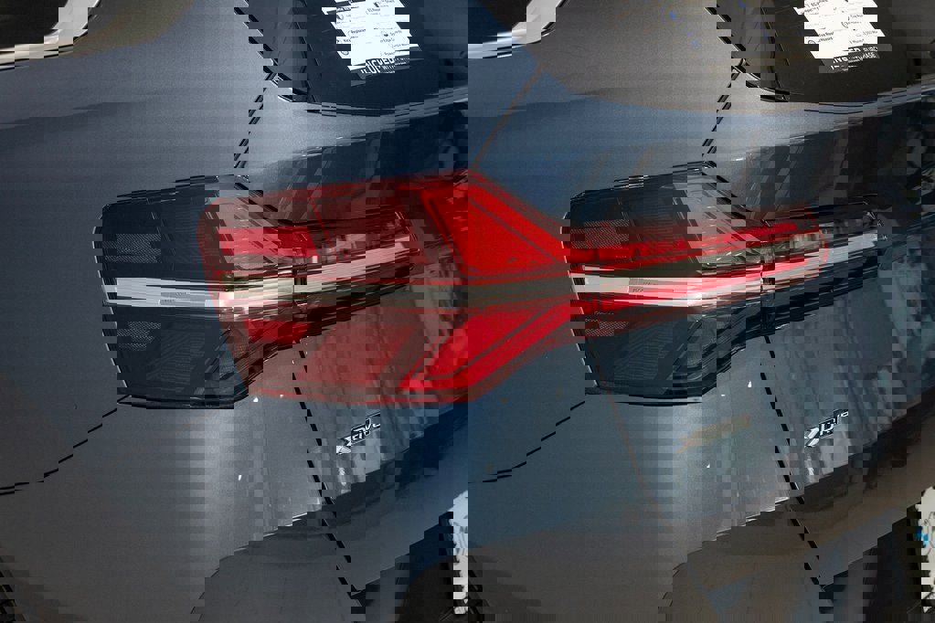 Used 2026 BMW X3 xDrive30 w/ Convenience Package AWD/4WD image 9