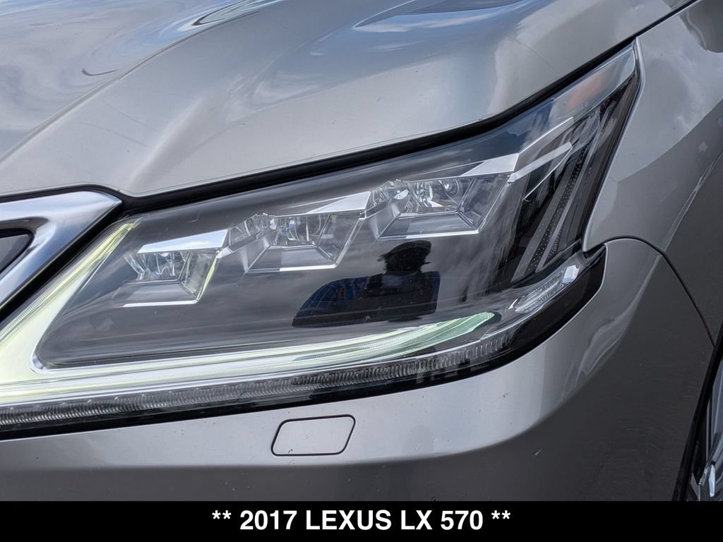 Used 2017 Lexus LX 570 4WD image 17