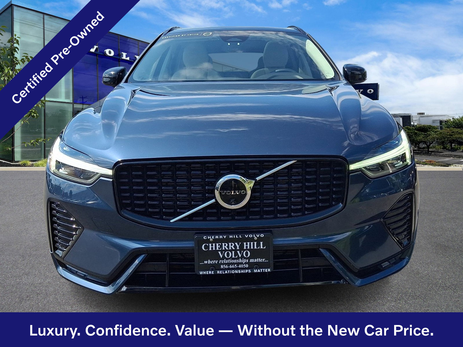 Certified 2024 Volvo XC60 B5 Plus w/ Climate Package AWD/4WD image 2