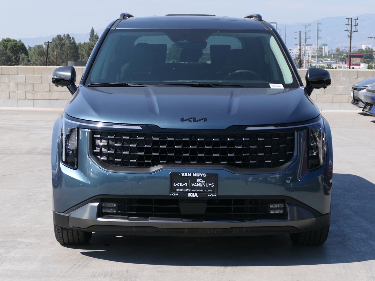 New 2026 Kia Carnival SX w/ SX Dark Edition Package image 8