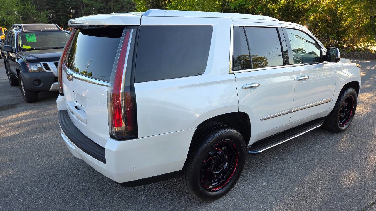Used 2017 Cadillac Escalade Luxury AWD/4WD image 19