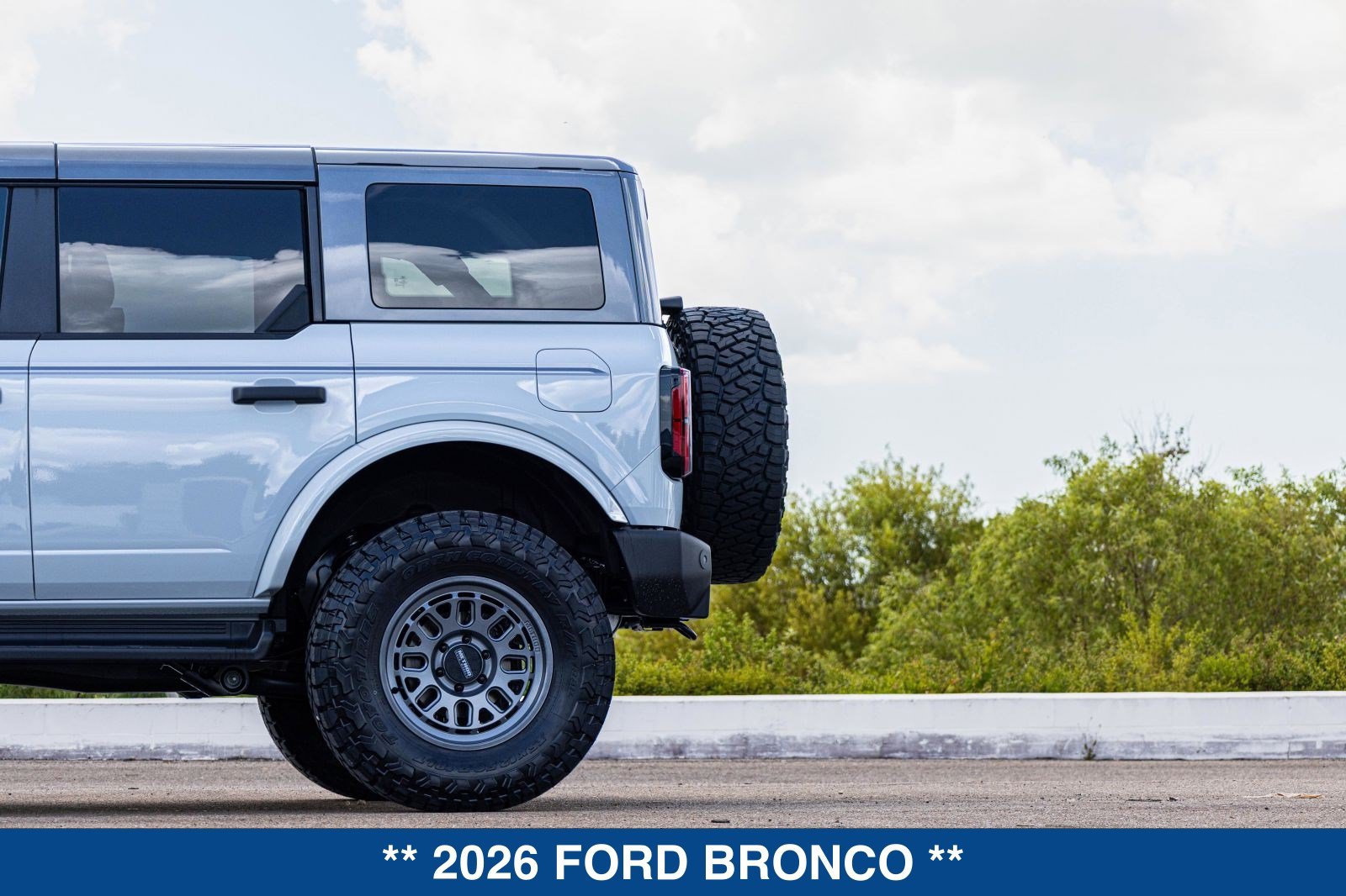 New 2026 Ford Bronco Outer Banks AWD/4WD image 29