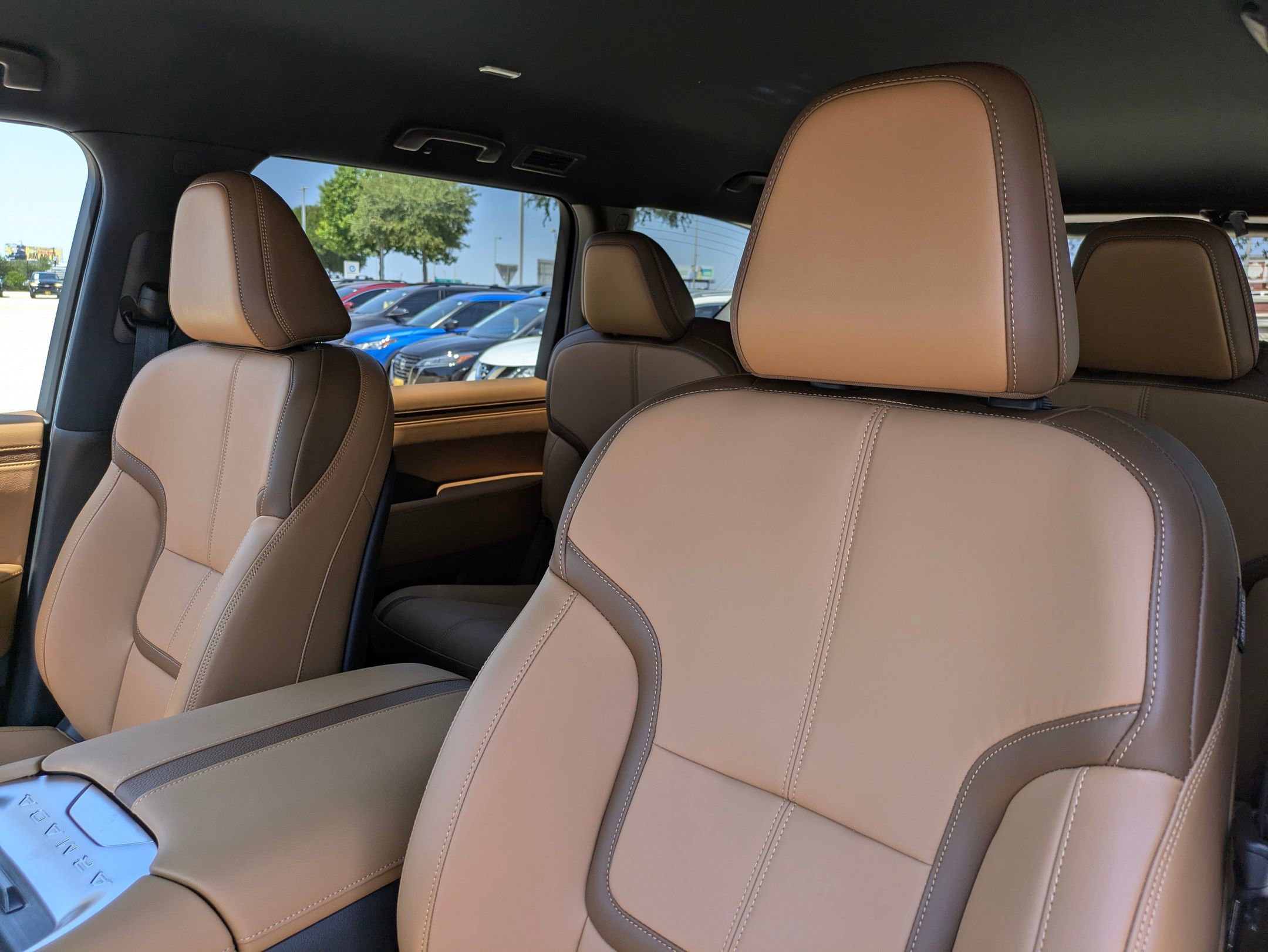 New 2026 Nissan Armada SL image 9