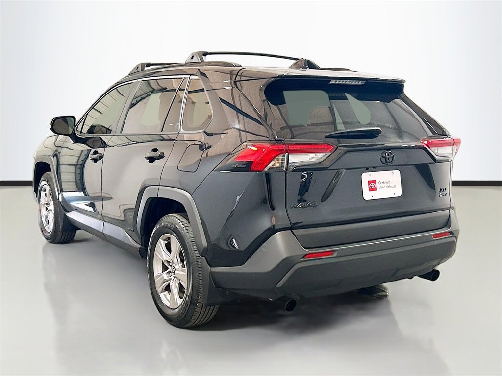 Used 2025 Toyota RAV4 XLE image 6