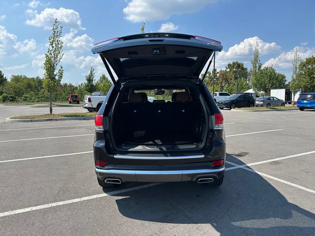 Used 2019 Jeep Grand Cherokee Summit AWD/4WD image 17