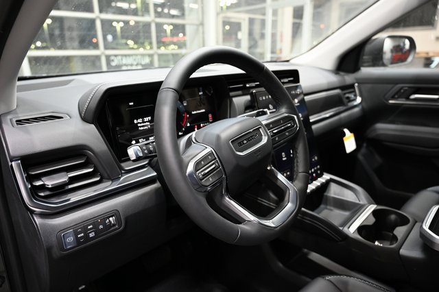 New 2026 GMC Terrain Denali w/ LPO, Black Badging Package image 19