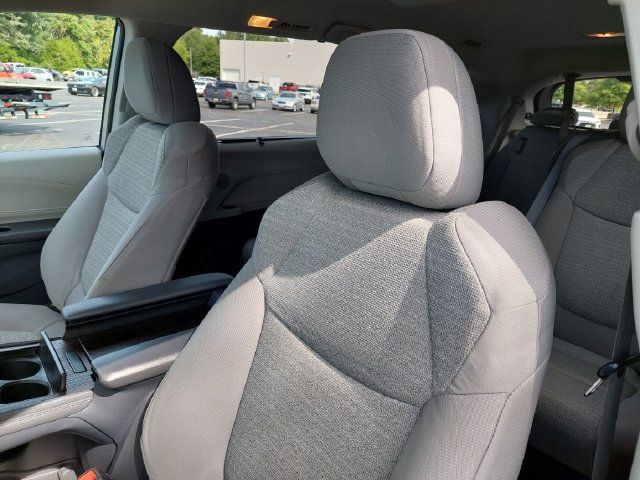 Certified 2023 Toyota Sienna LE FWD image 20