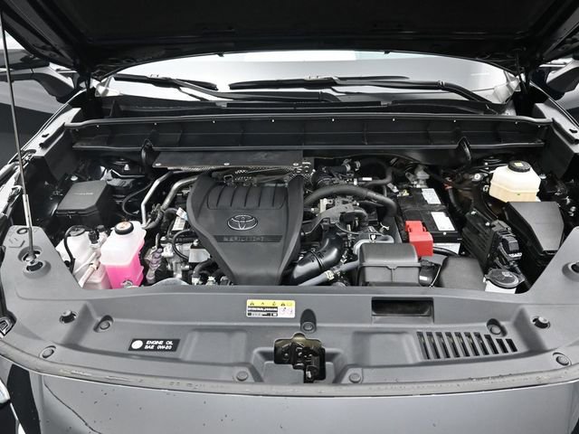 Used 2024 Toyota Highlander Platinum image 42