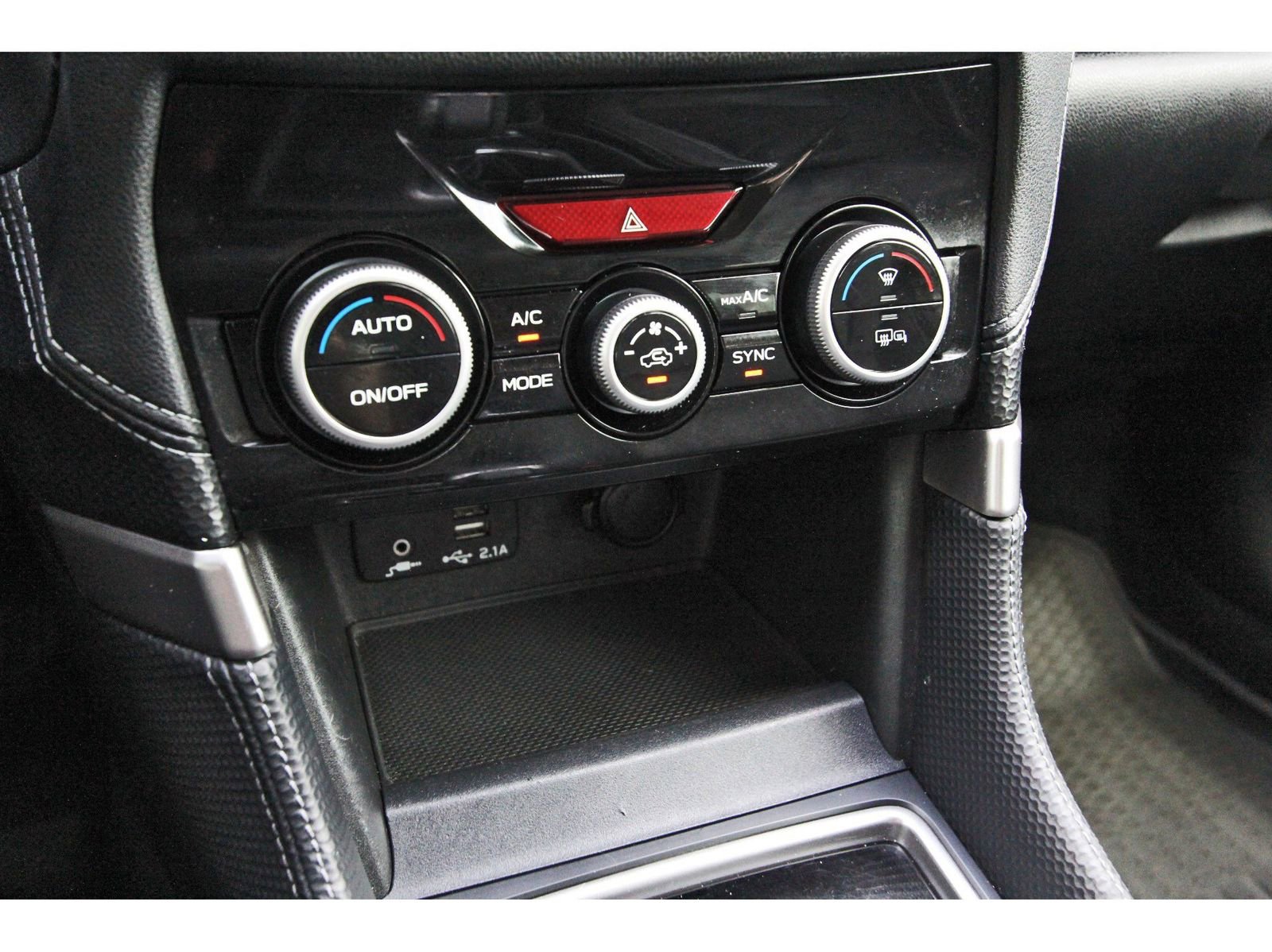 Used 2021 Subaru Forester Limited image 28