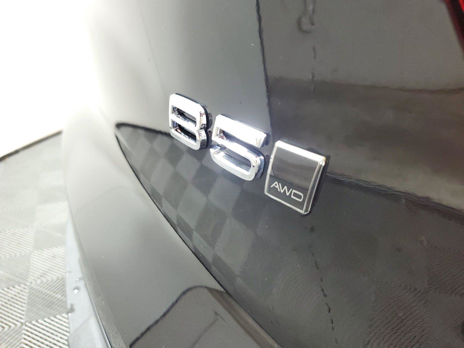 New 2026 Volvo XC40 B5 Plus w/ Protection Package Premier AWD/4WD image 7