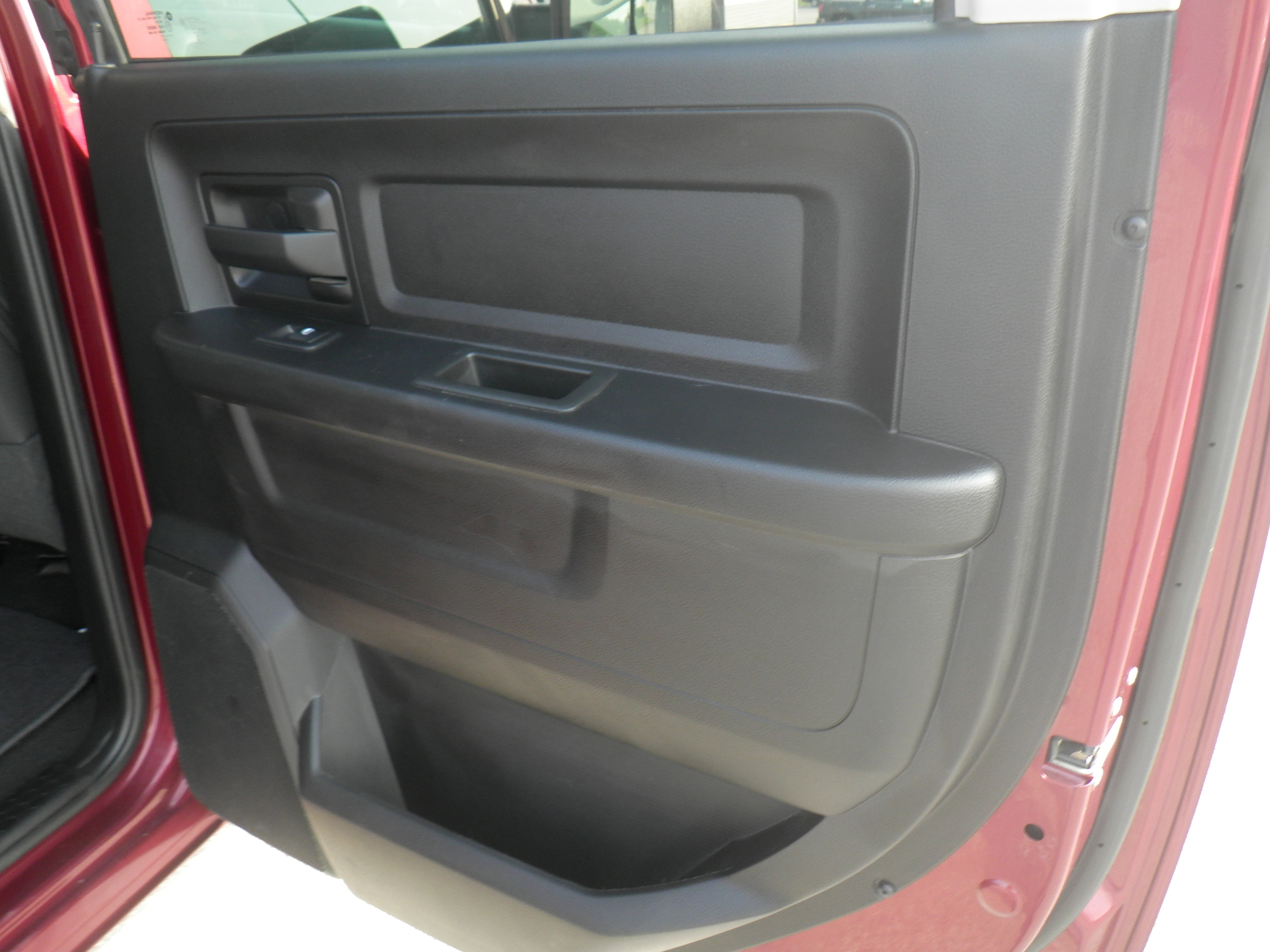 Used 2021 RAM 1500 Tradesman w/ Tradesman SXT Package image 24