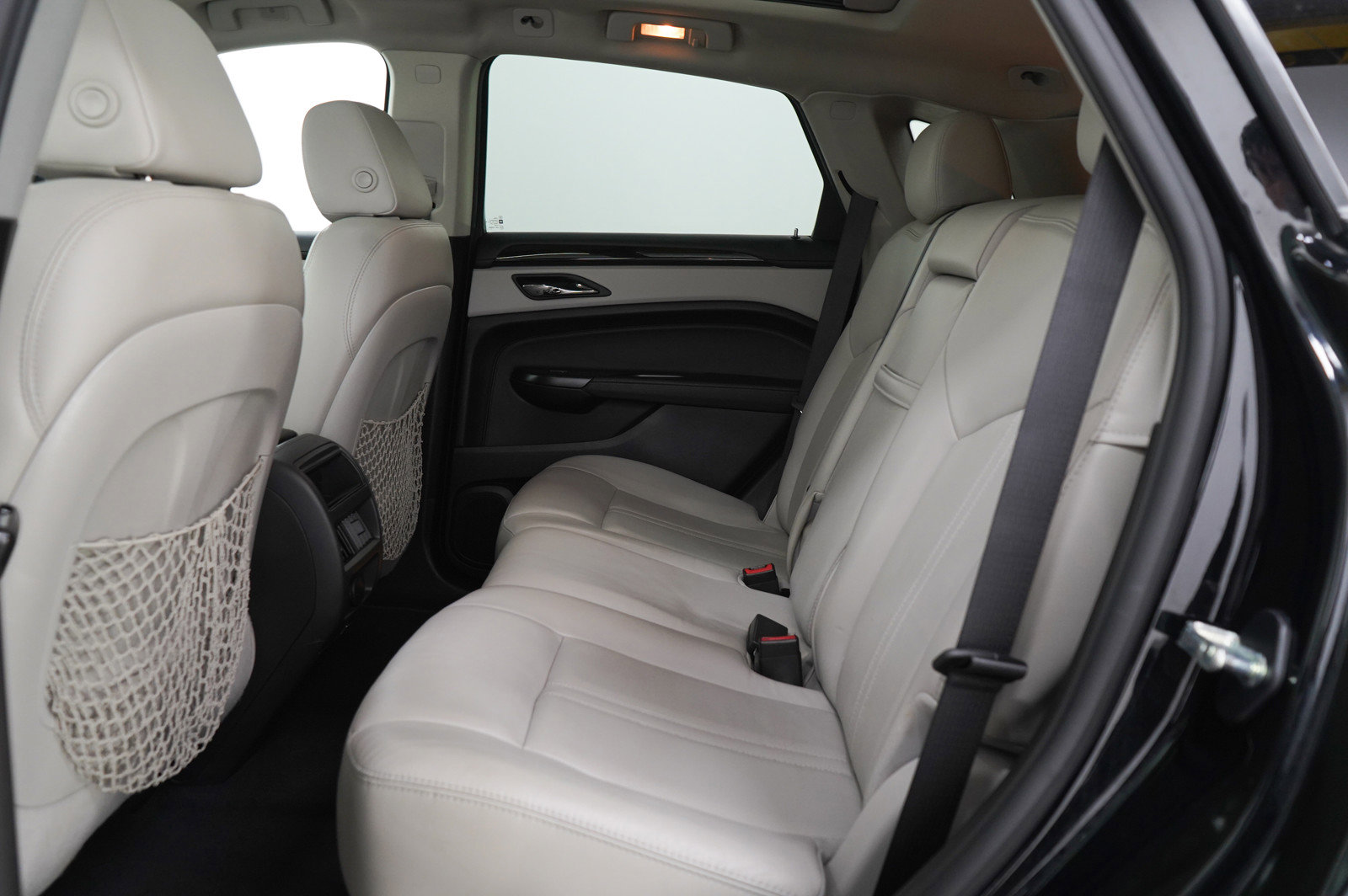 Used 2016 Cadillac SRX Luxury w/ Driver Awareness Package AWD/4WD image 15