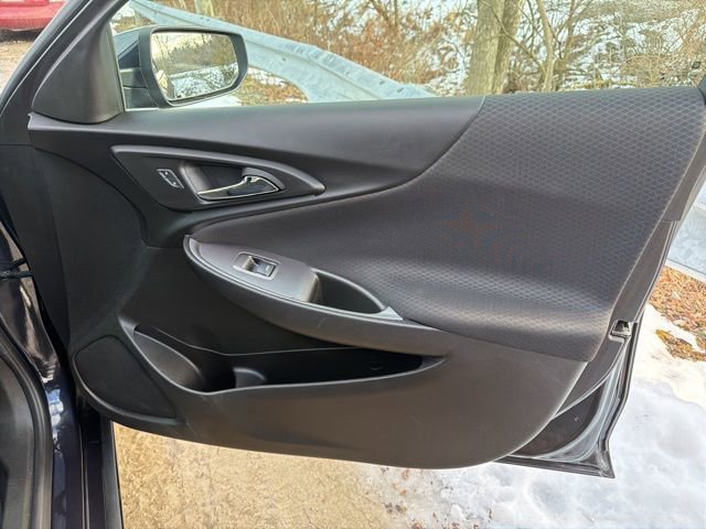 Used 2022 Chevrolet Malibu RS image 20