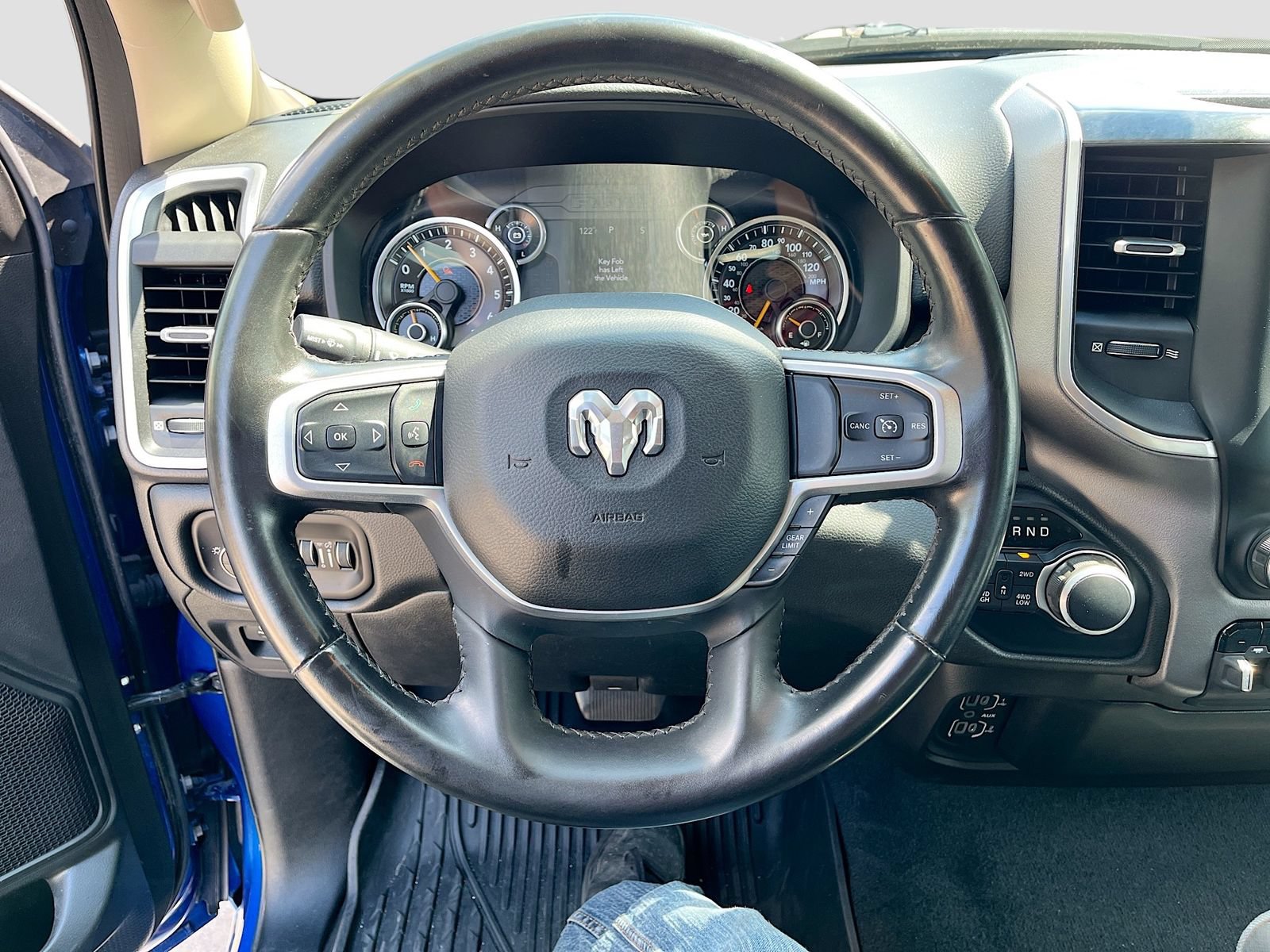 Used 2019 RAM 1500 Big Horn AWD/4WD image 11