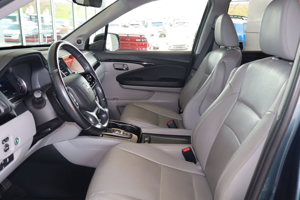 Used 2022 Honda Pilot Elite image 16