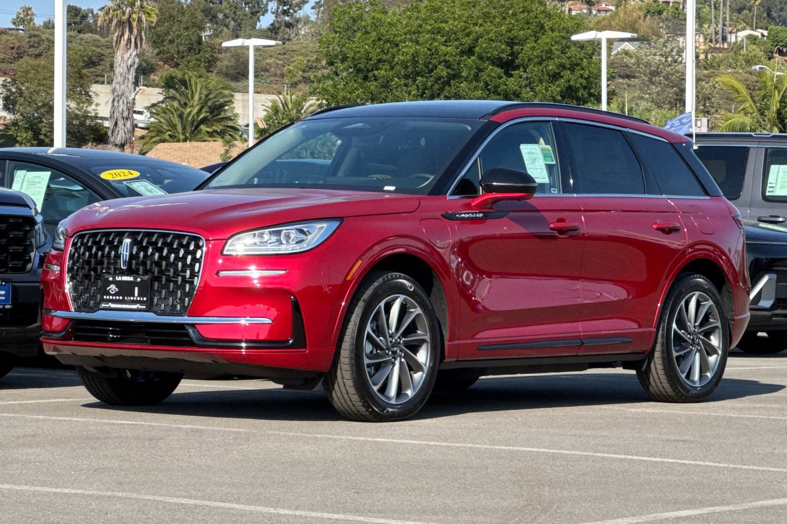 New 2025 Lincoln Corsair Grand Touring w/ Equipment Group 301A image 7
