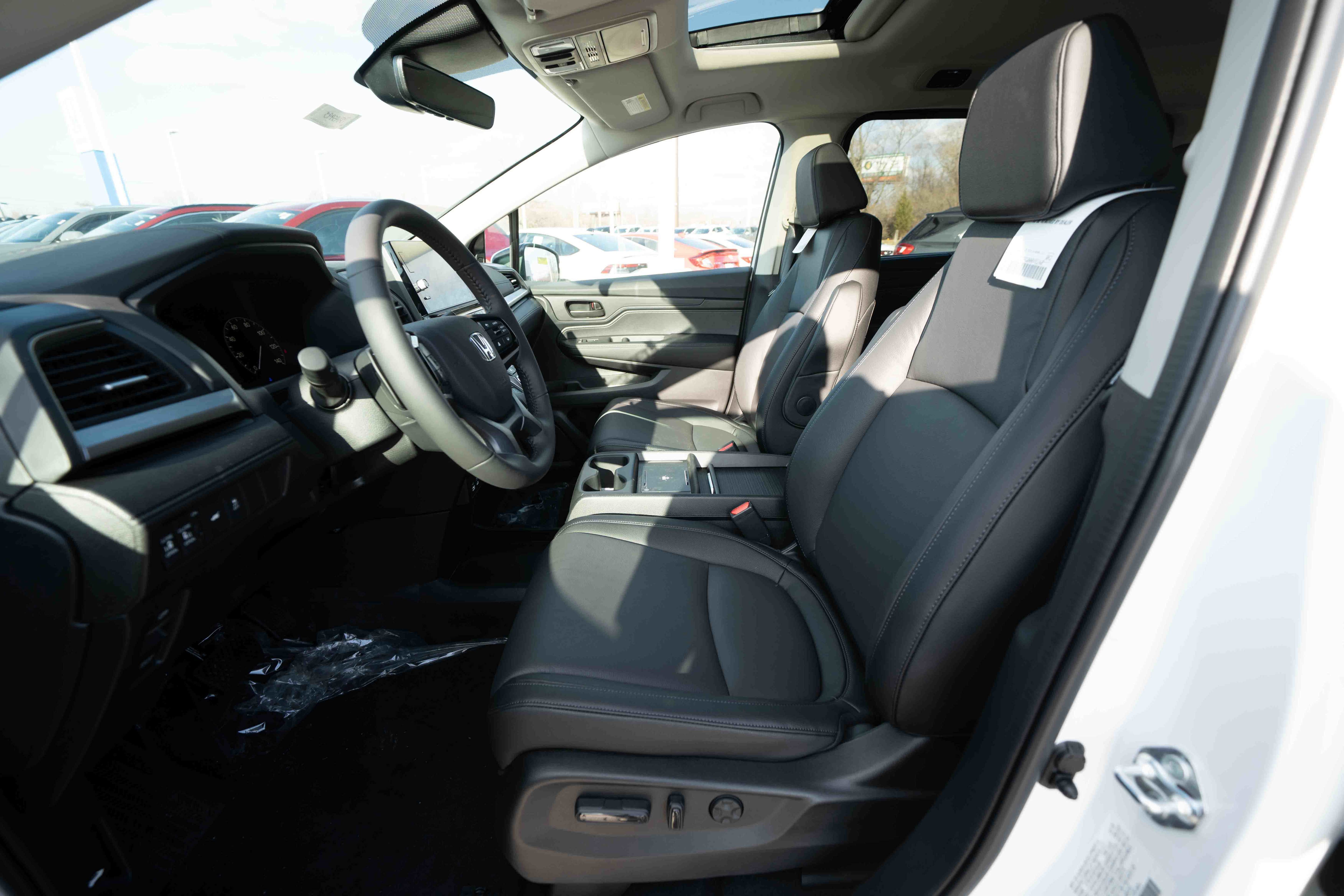 New 2026 Honda Odyssey EX-L image 9