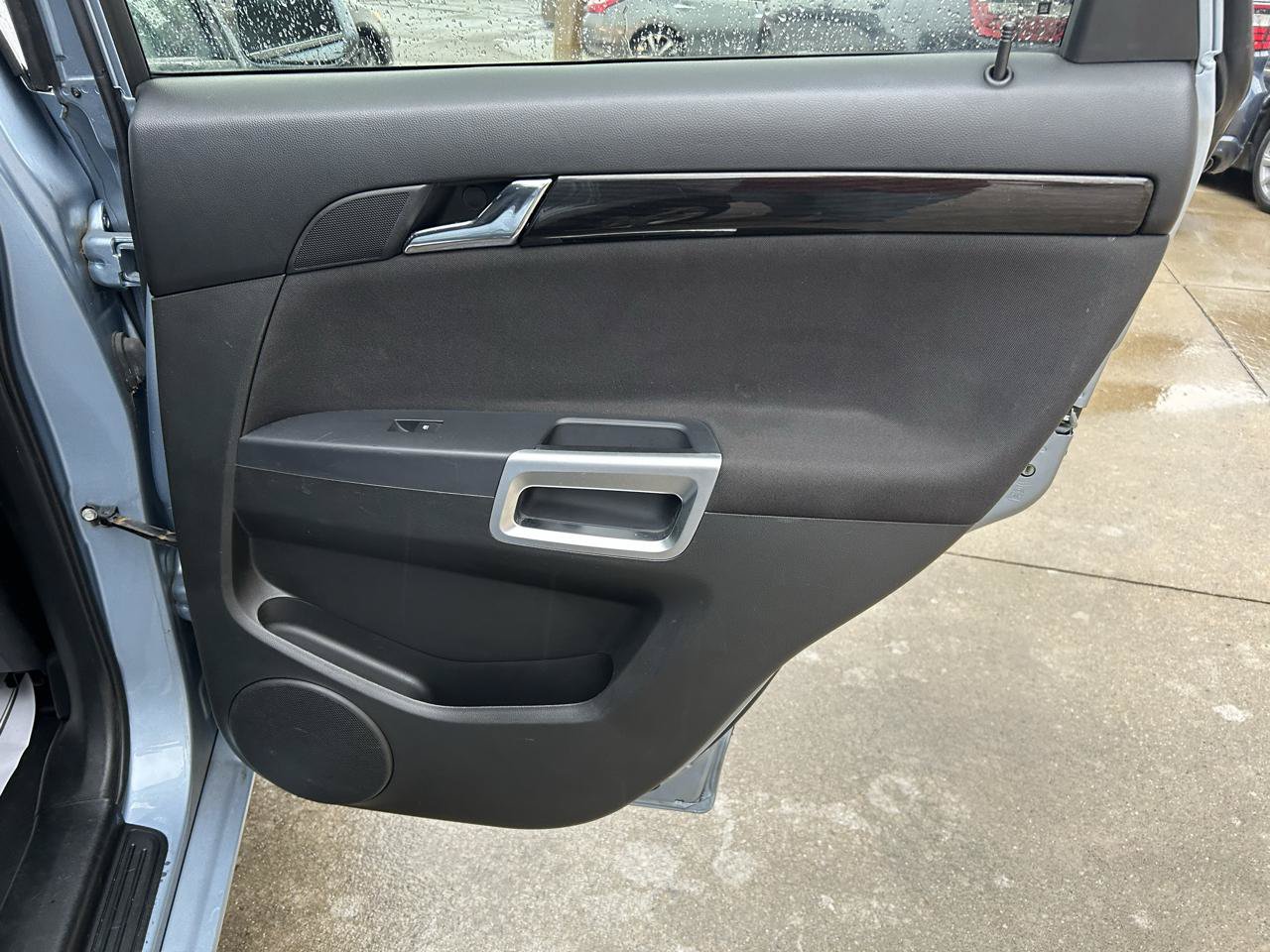 Used 2013 Chevrolet Captiva Sport LT FWD image 15