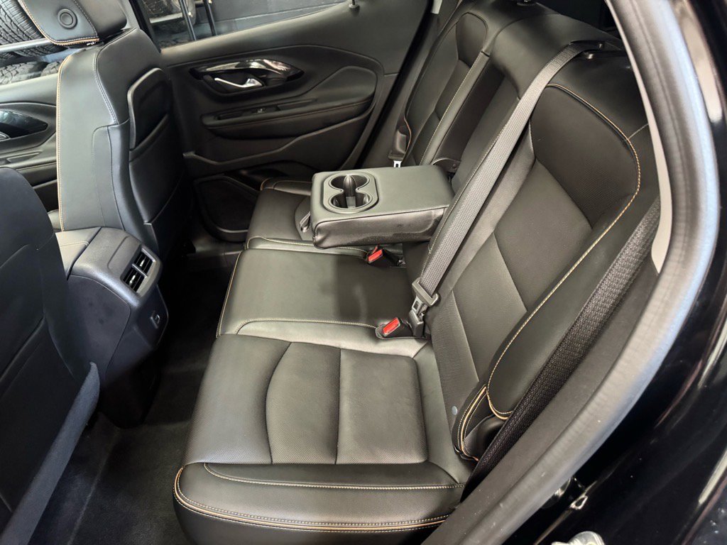 Used 2024 GMC Terrain AT4 w/ Infotainment Package II image 14
