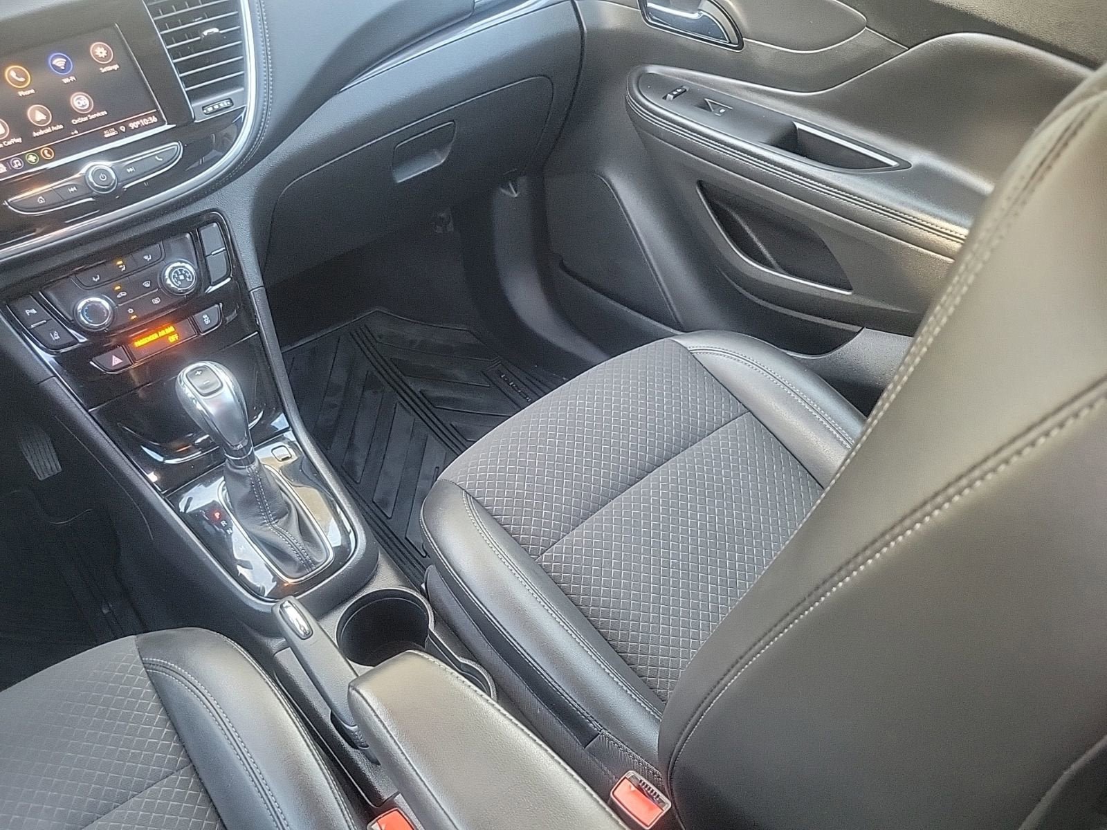 Used 2022 Buick Encore Preferred w/ Safety Package II AWD/4WD image 15