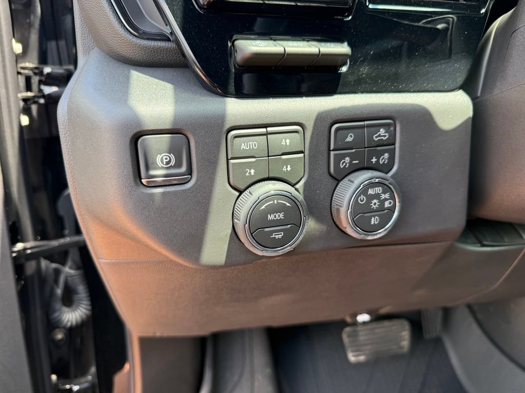Used 2026 Chevrolet Silverado 1500 ZR2 AWD/4WD image 16