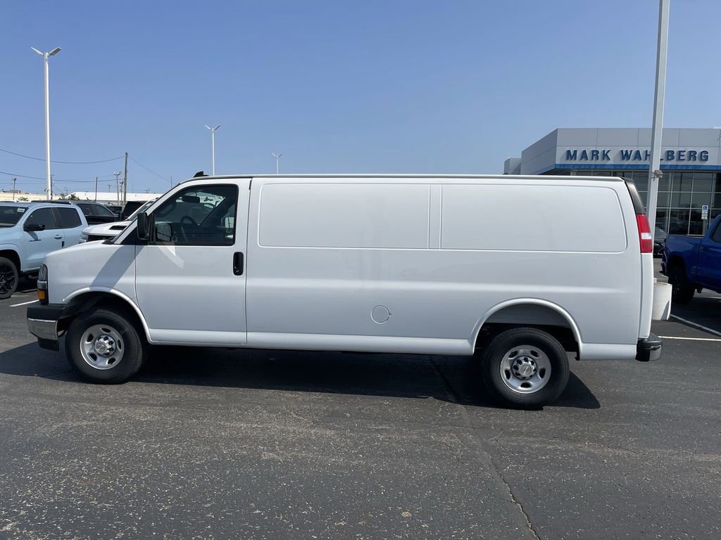 New 2025 Chevrolet Express 3500 Extended w/ Driver Convenience Package RWD image 3