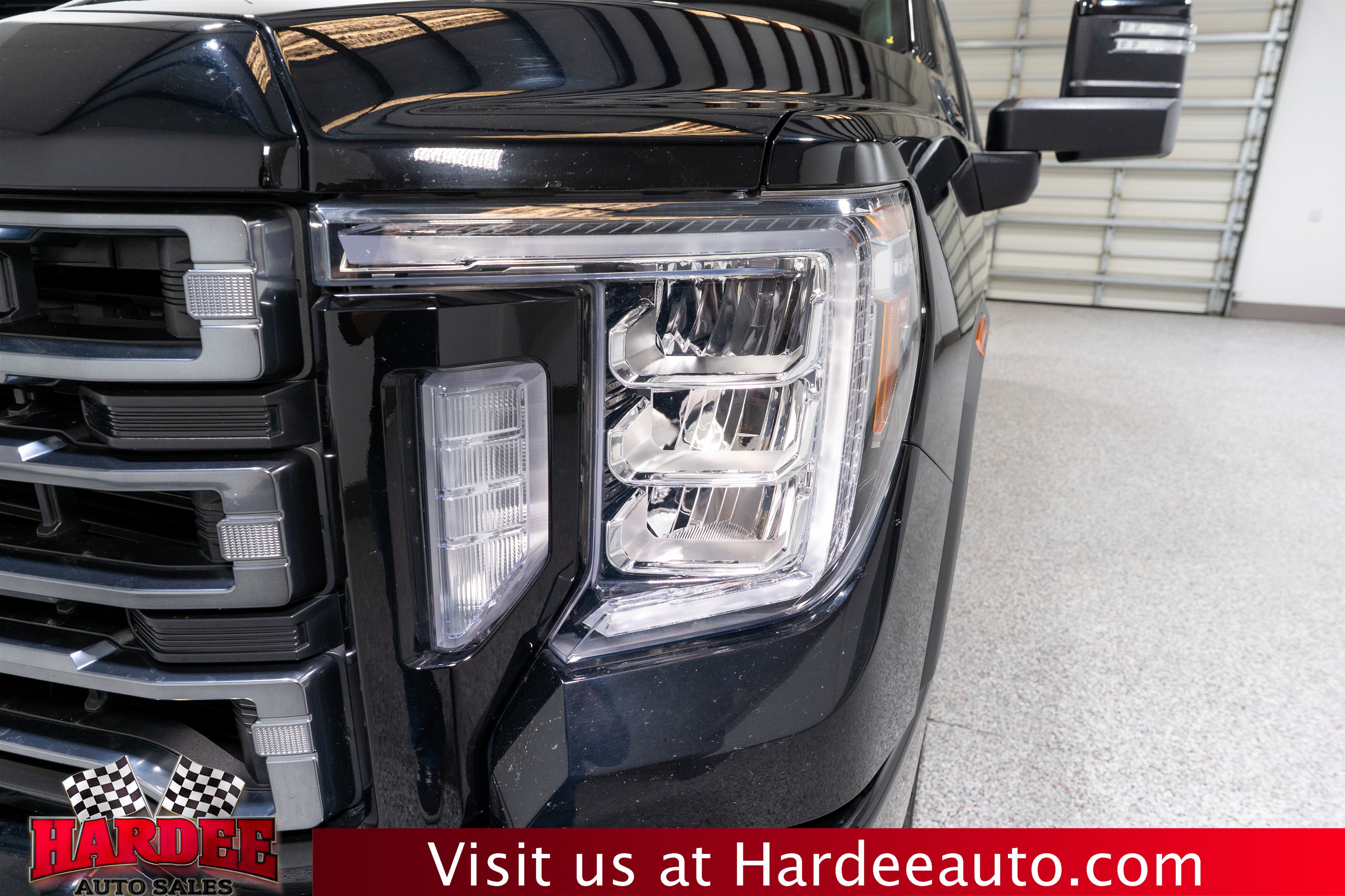 Used 2023 GMC Sierra 2500 AT4 image 8