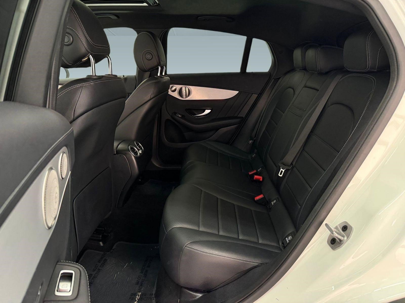 Used 2023 Mercedes-Benz GLC 300 4MATIC Coupe image 12