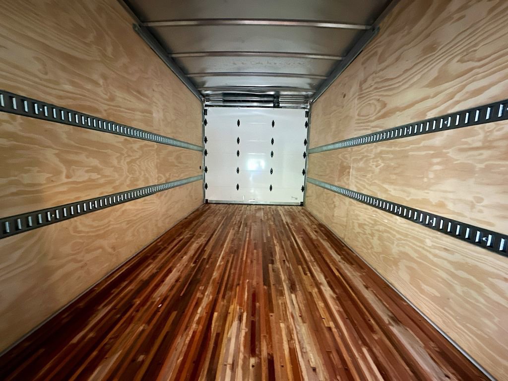 Used 2024 GMC Savana 4500 w/ Power Convenience Package image 13