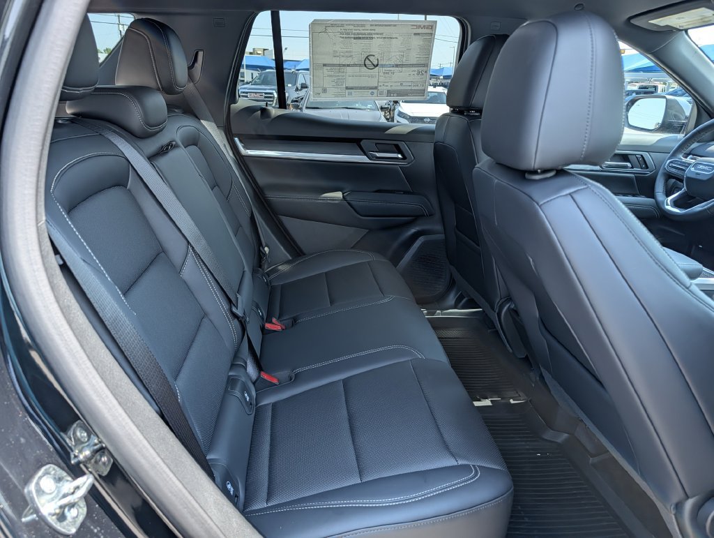 New 2027 GMC Terrain Elevation w/ Elevation Premium Package FWD image 30