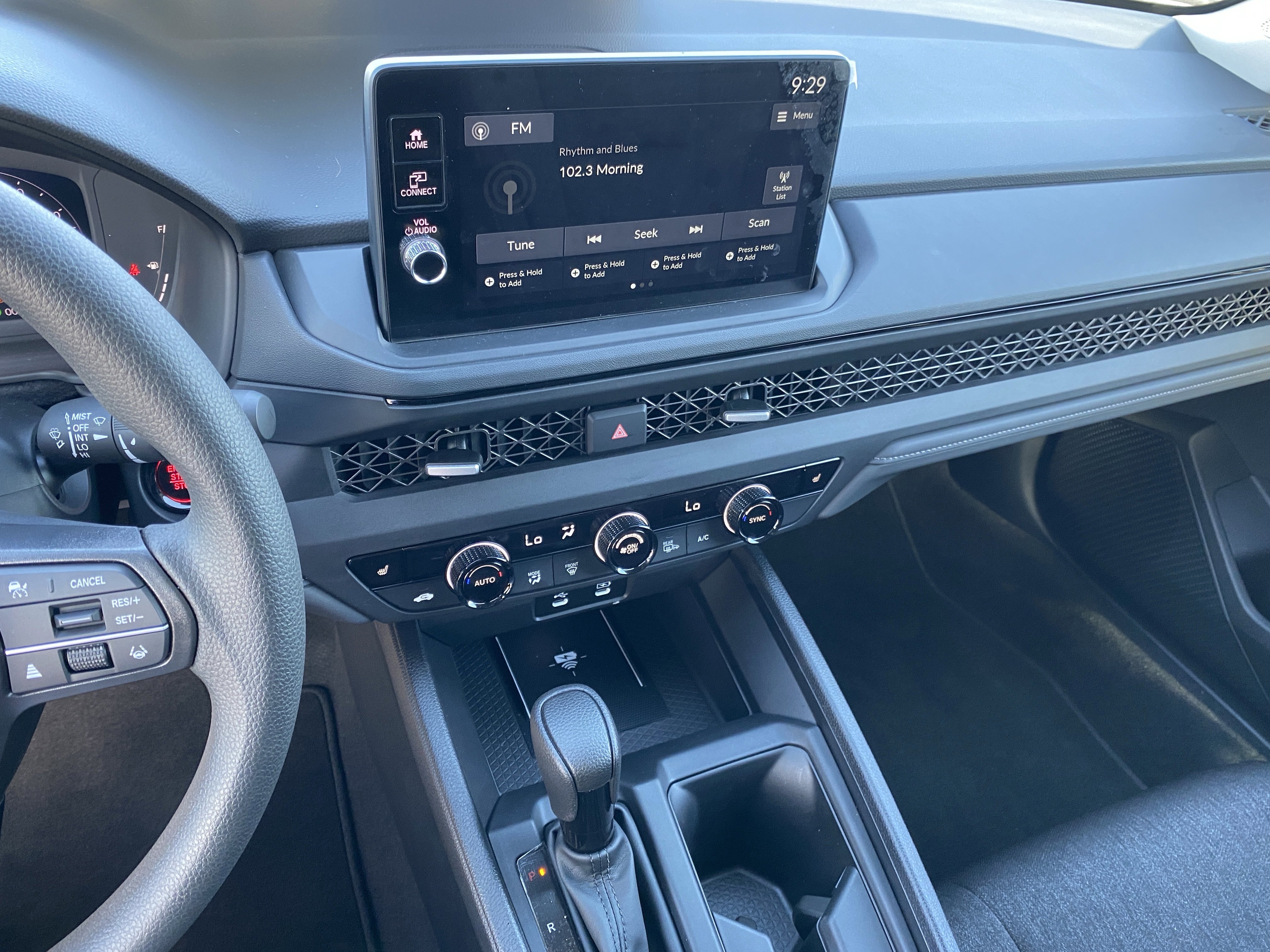 Used 2026 Honda Accord SE image 19