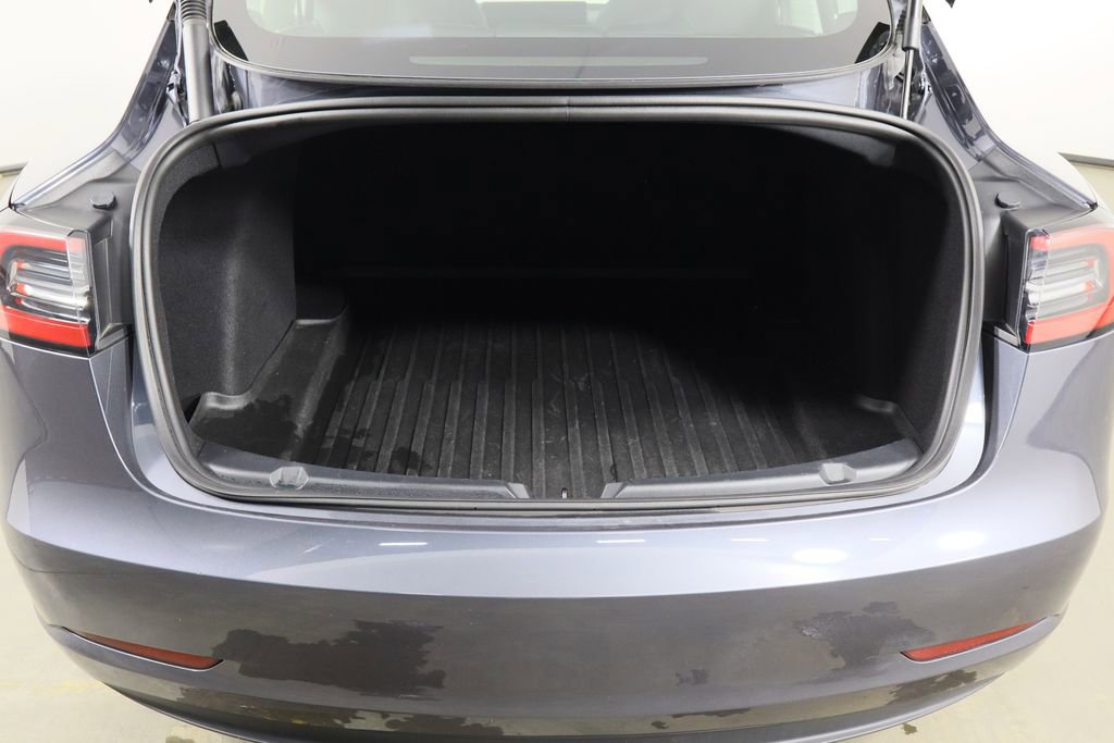 Used 2023 Tesla Model 3 Performance image 16
