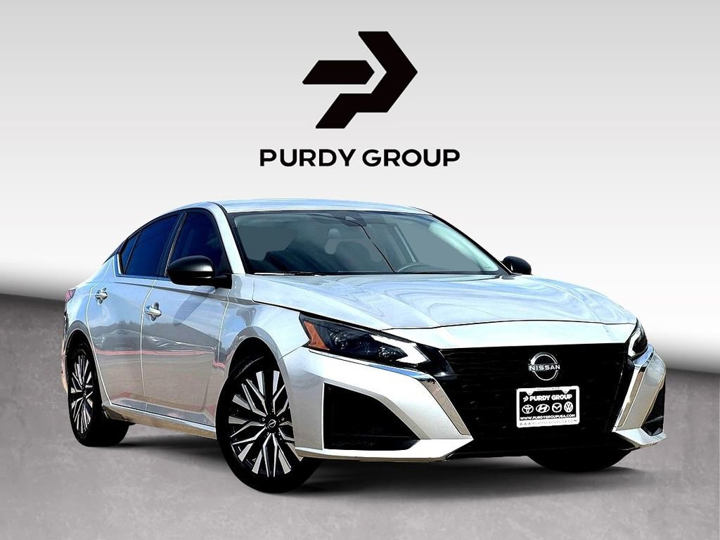 Used 2024 Nissan Altima 2.5 SV