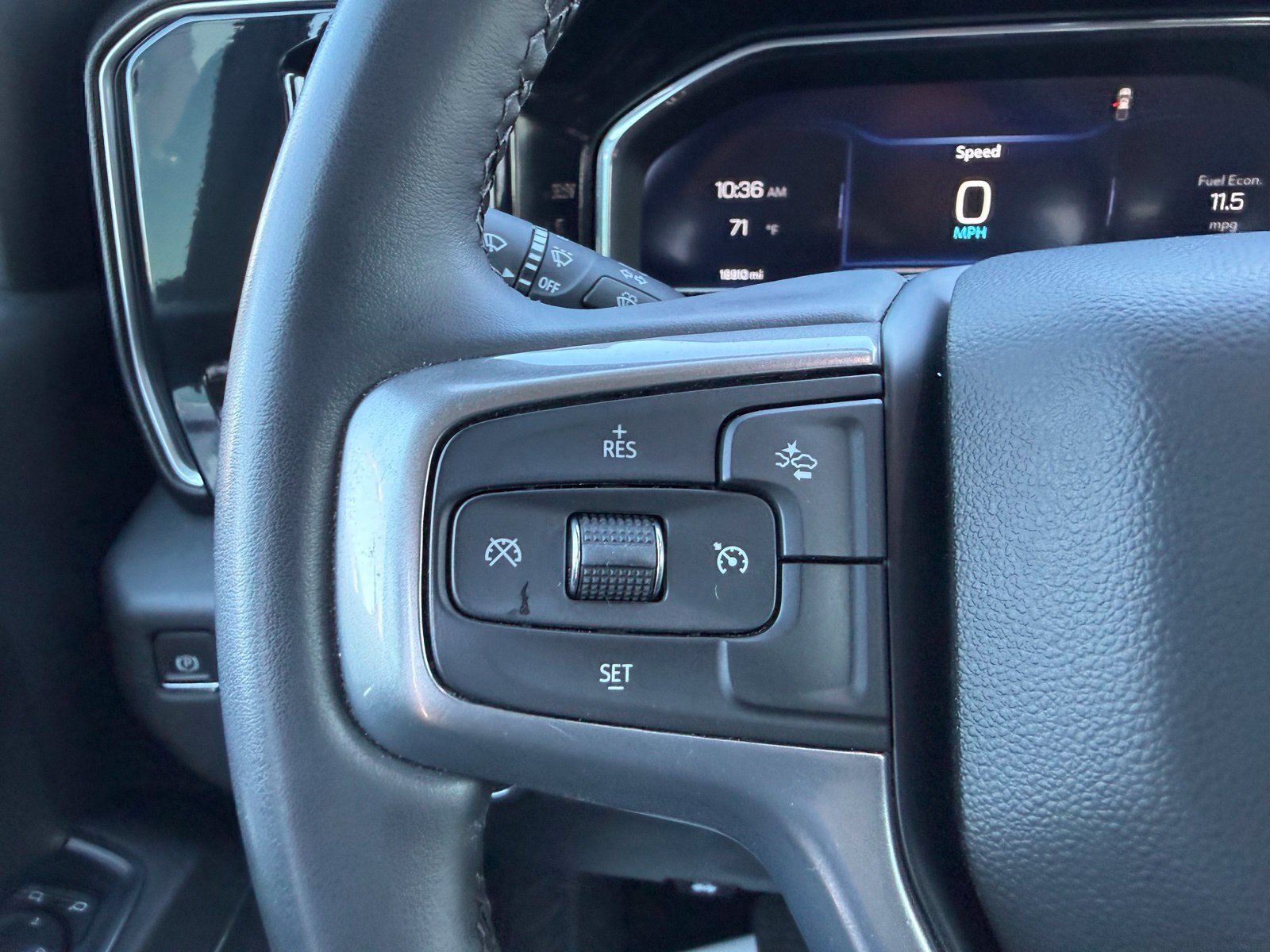 Certified 2024 Chevrolet Silverado 2500 LT AWD/4WD image 21