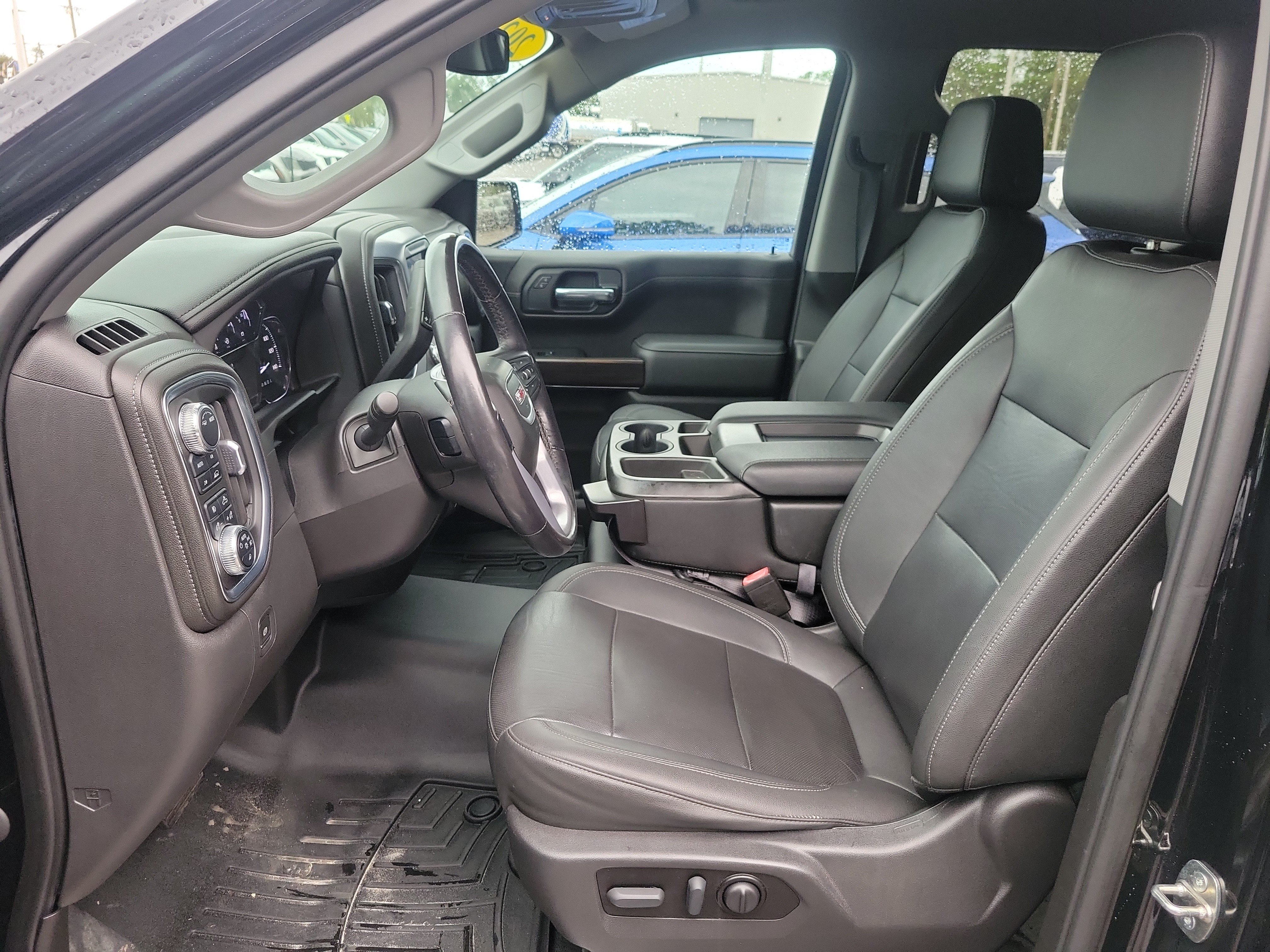 Used 2022 GMC Sierra 1500 SLT AWD/4WD image 19